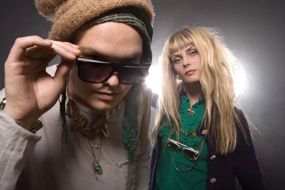 Mnemic og The Asteroids Galaxy Tour til Skanderborg