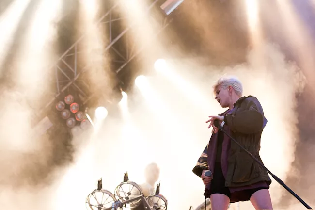 Robyn: Peace & Love, Borlänge