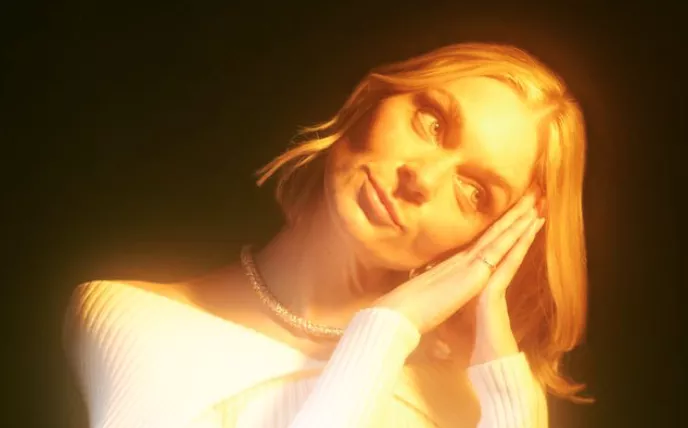 Coming of age-soundtracket, alle 00’er-poppiger har ventet på