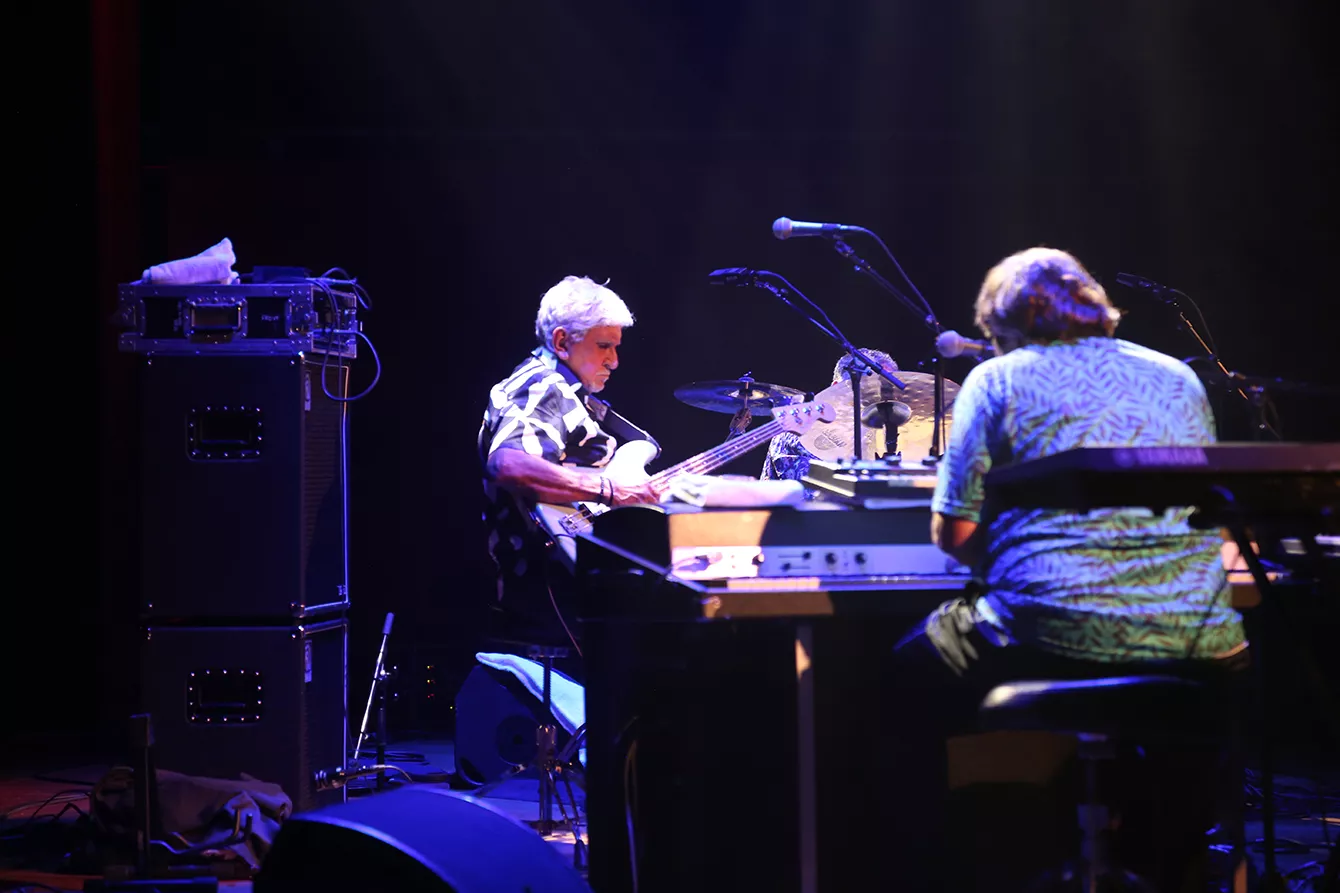 Skandaløse forhold for kultband