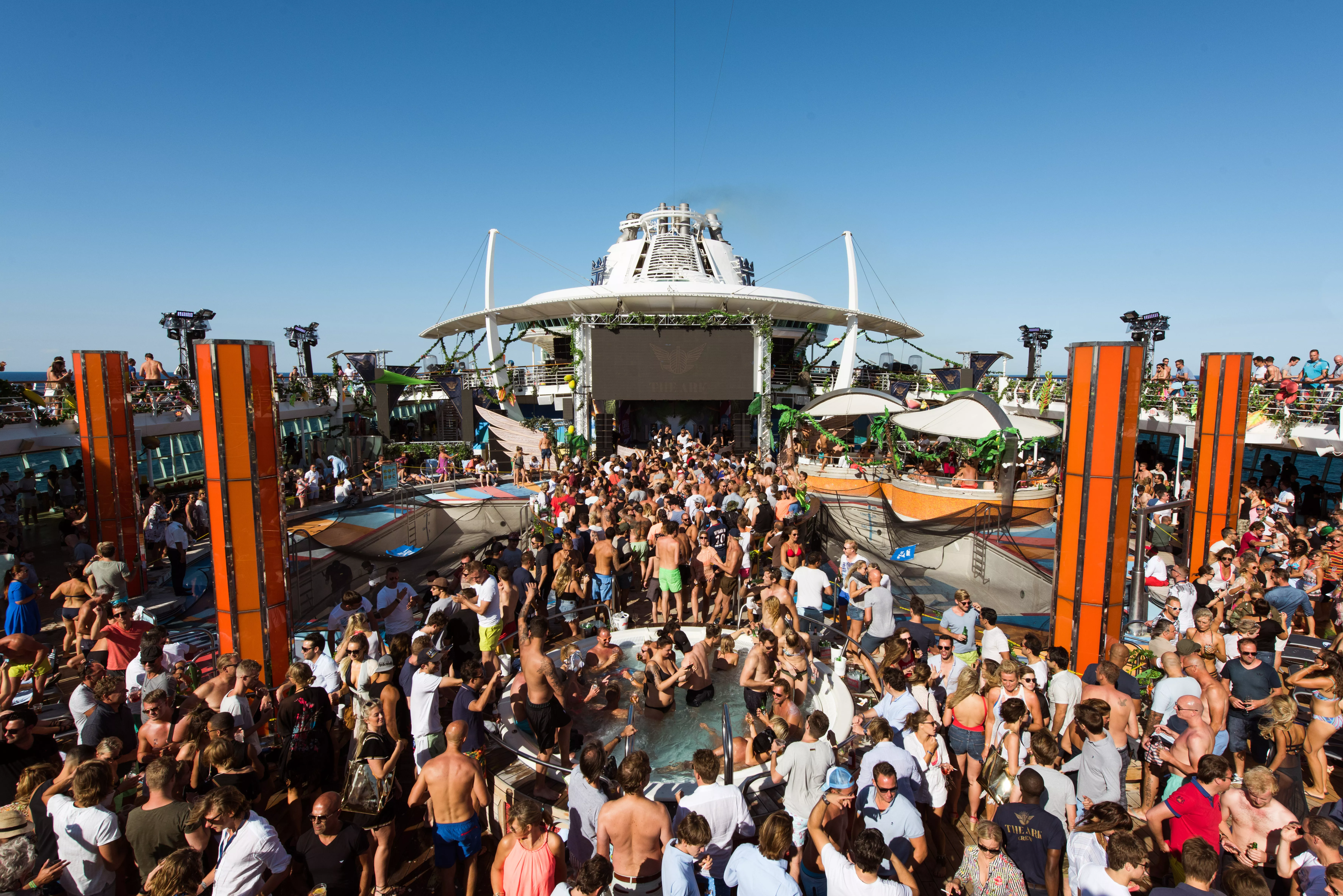 En flytende musikkfestival