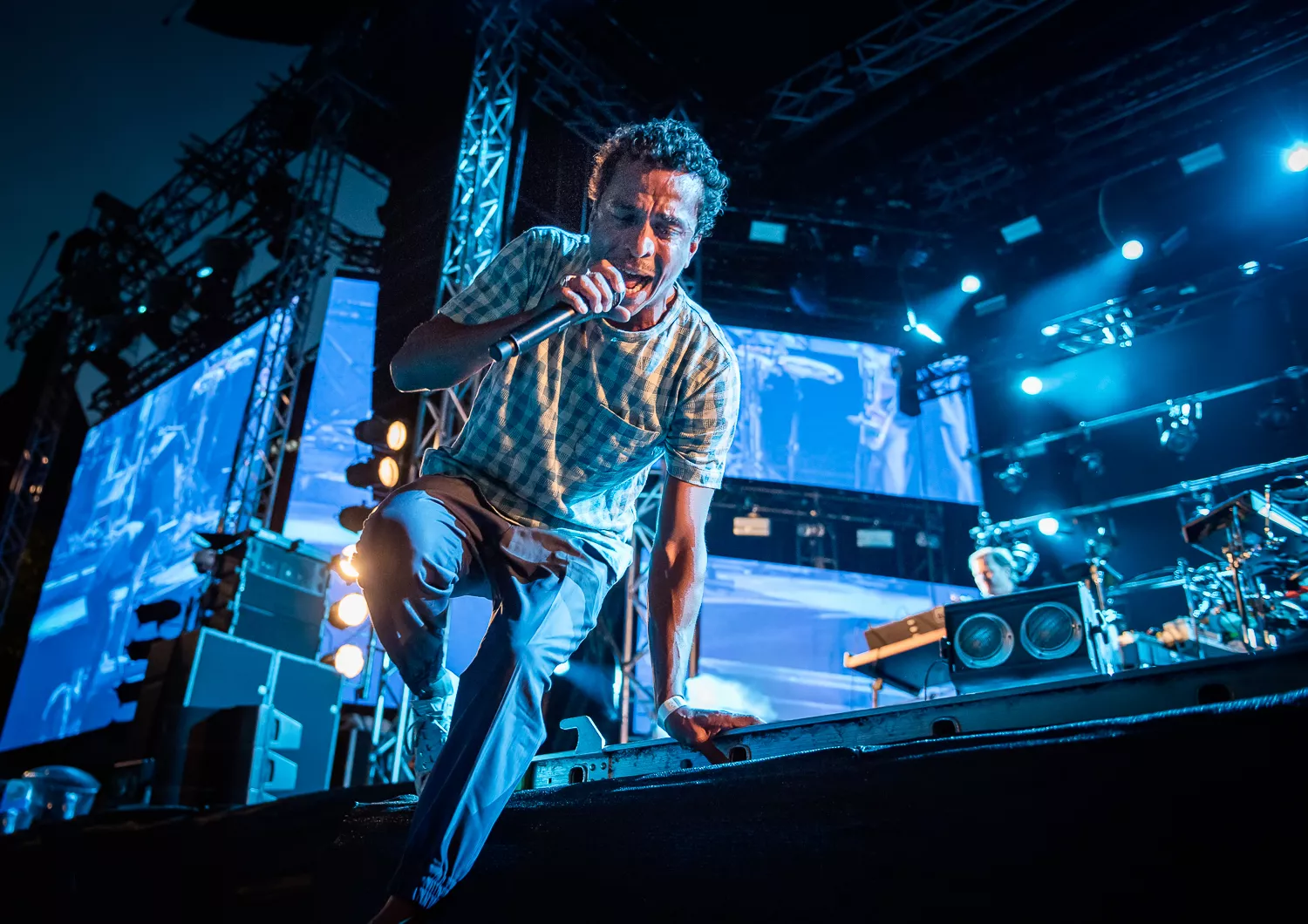 Timbuktu prisas – "placerar de stora frågorna mitt på dansgolvet"