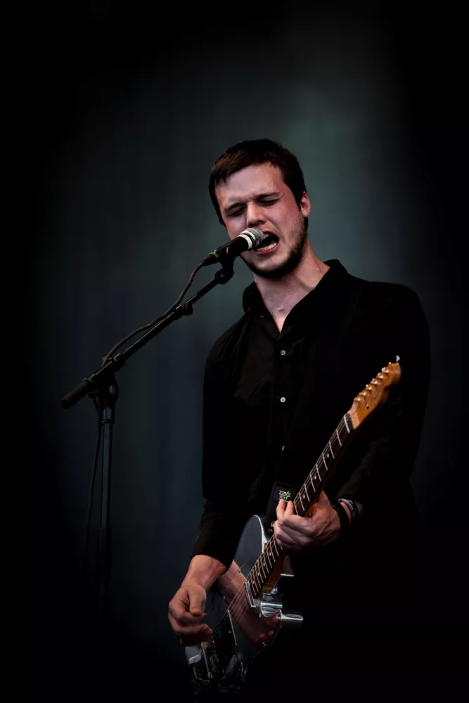 White Lies udsender nyt til næste år