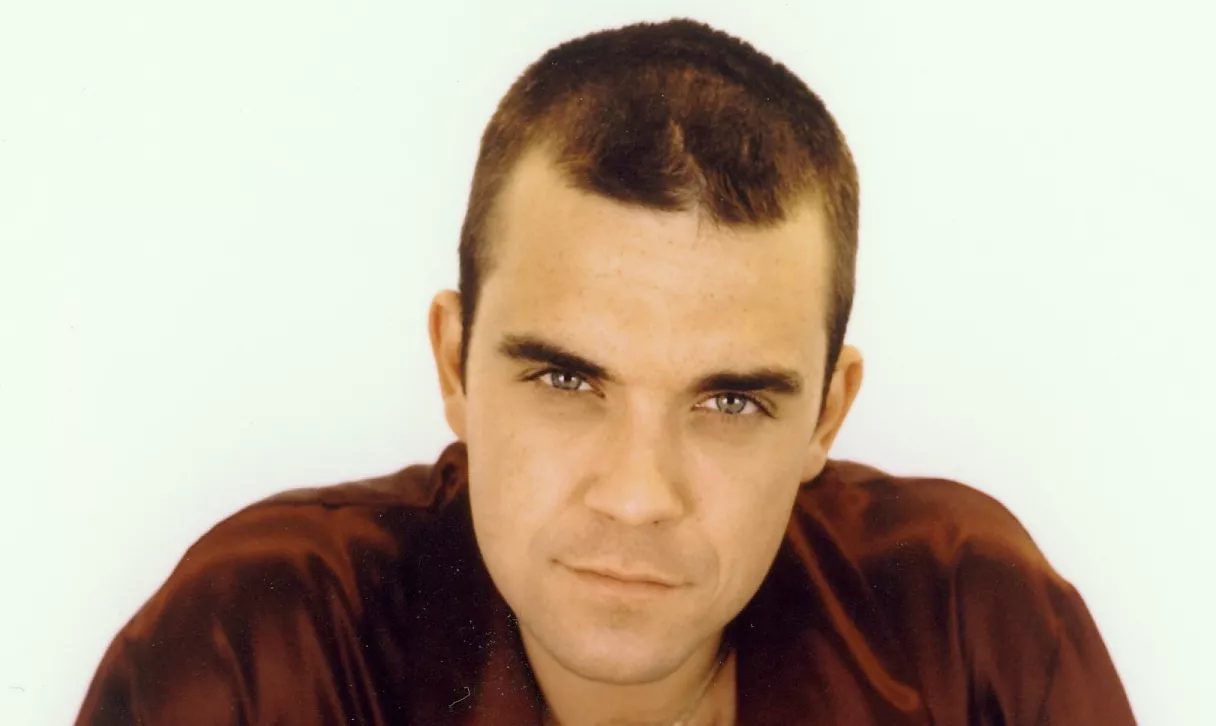 ROBBIE WILLIAMS FYLDER 50: Her er vores interview med fødselaren fra '98