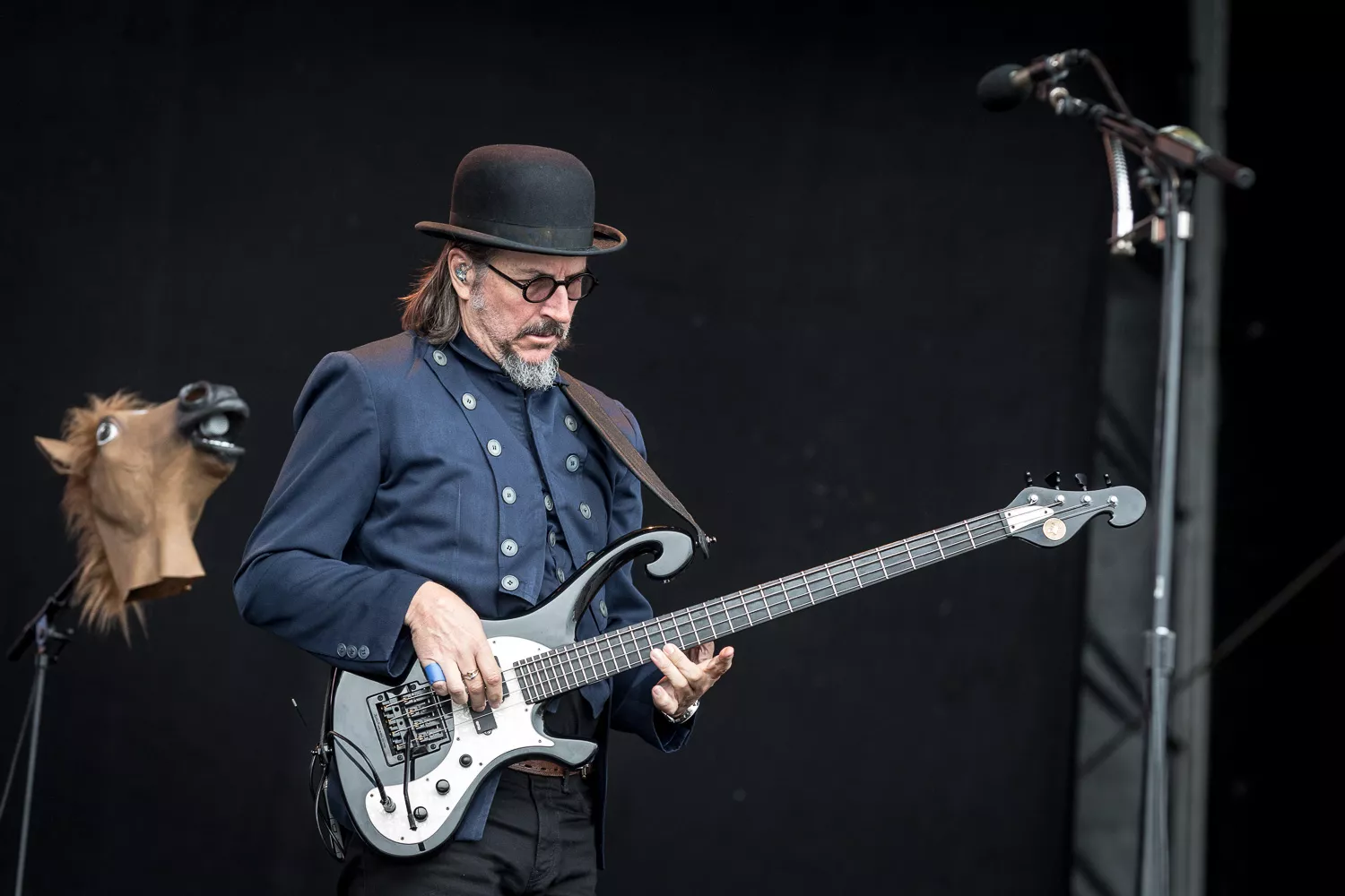 Primus udgiver første single i seks år