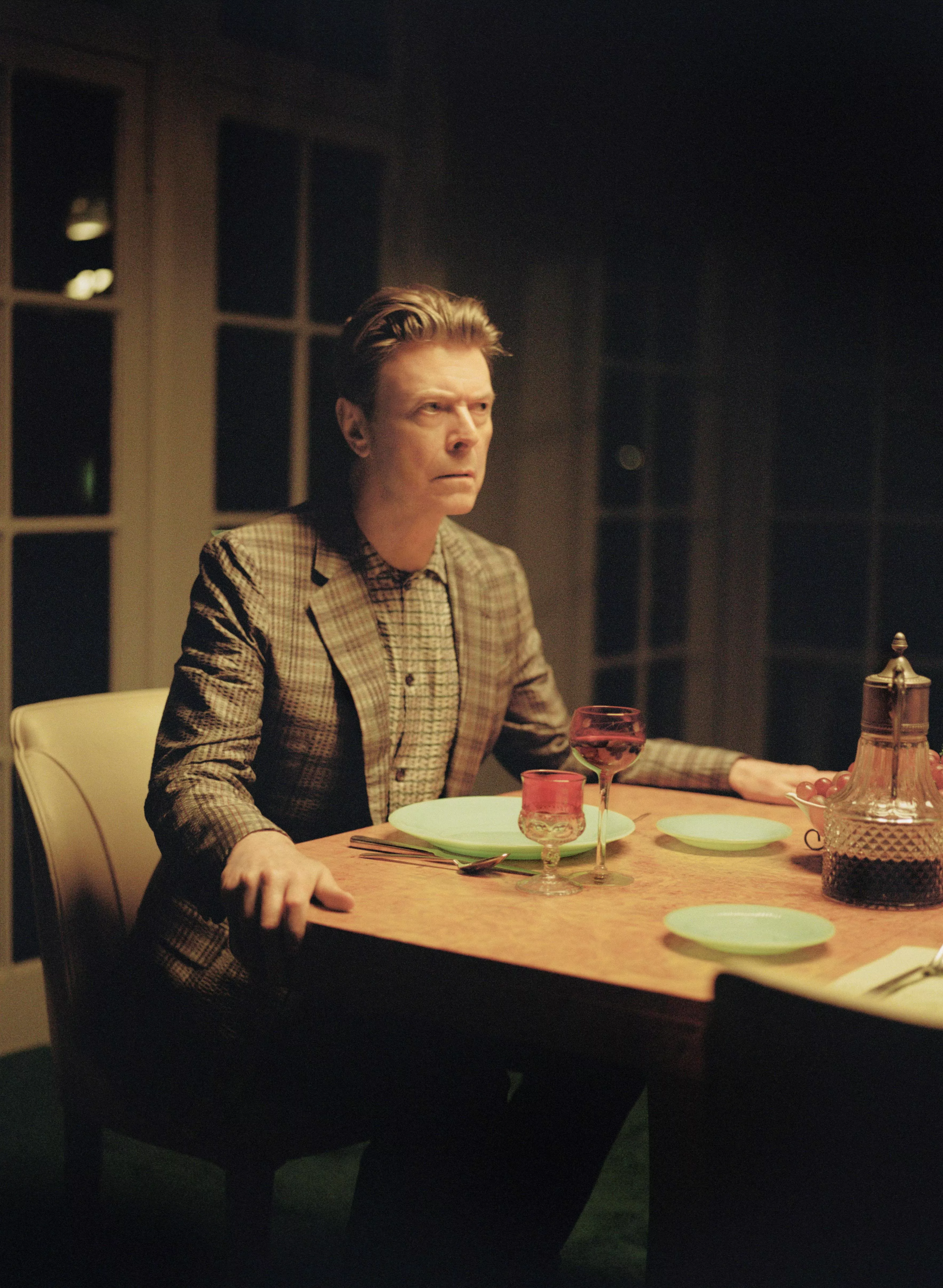 Bowie barsler med kontroversiel video