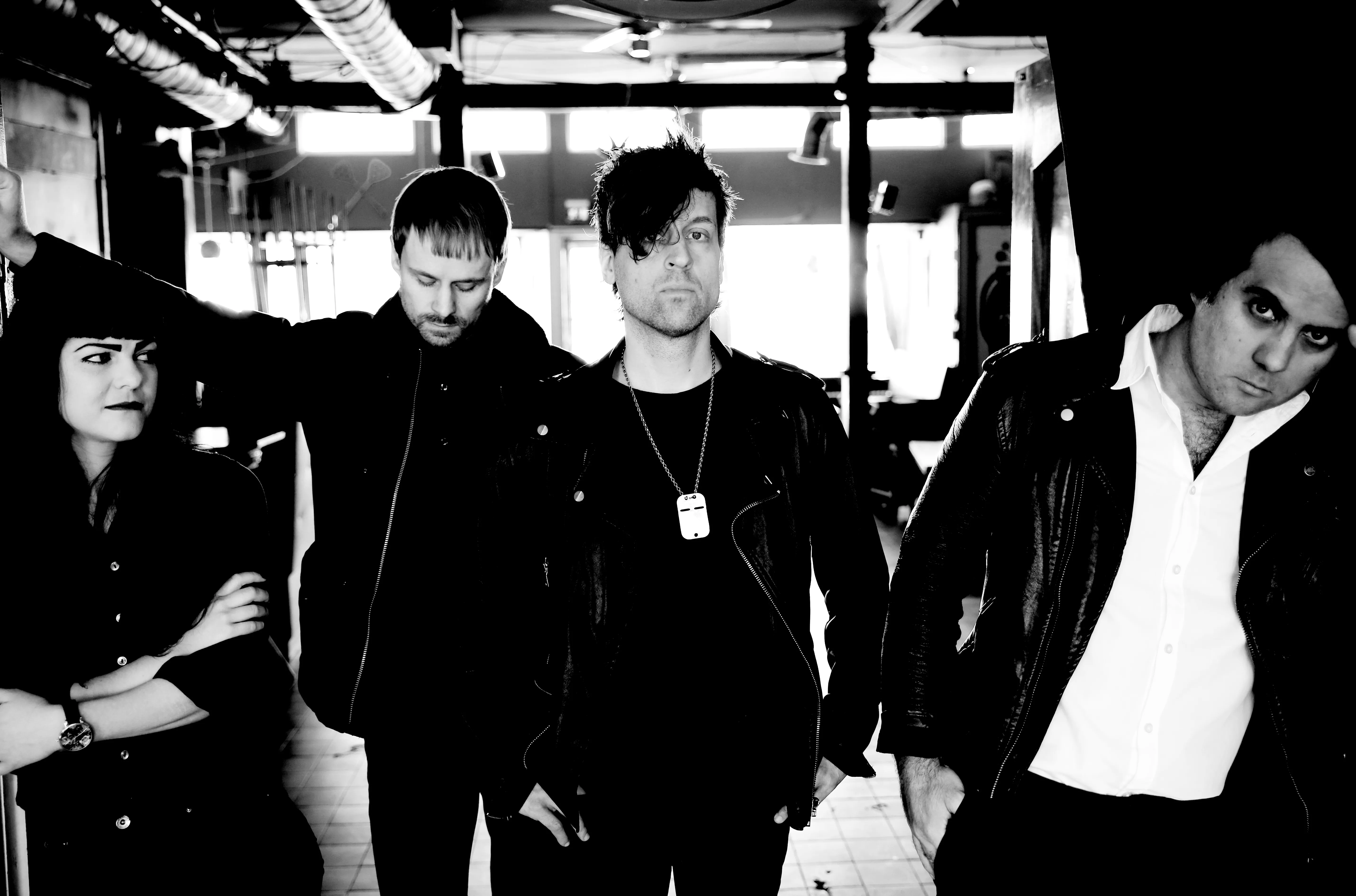 LÅTPREMIÄR: Principe Valiente - Wildest Flowers