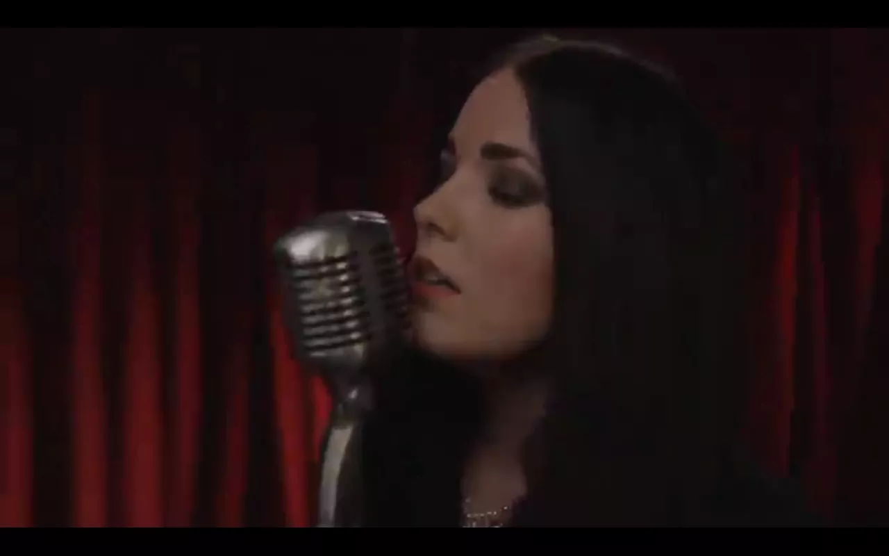 Se Miriam Bryants nya video