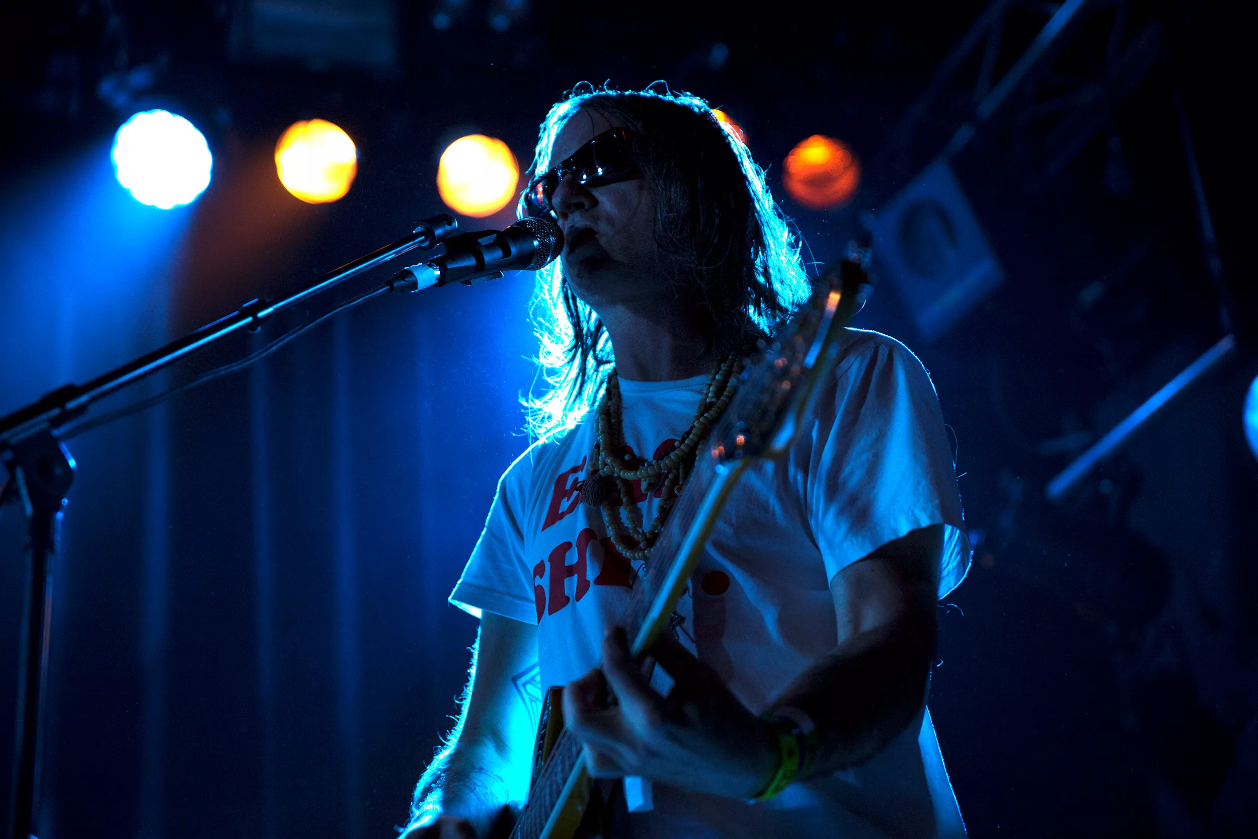 En gjeng med aldrende, anonyme rockere