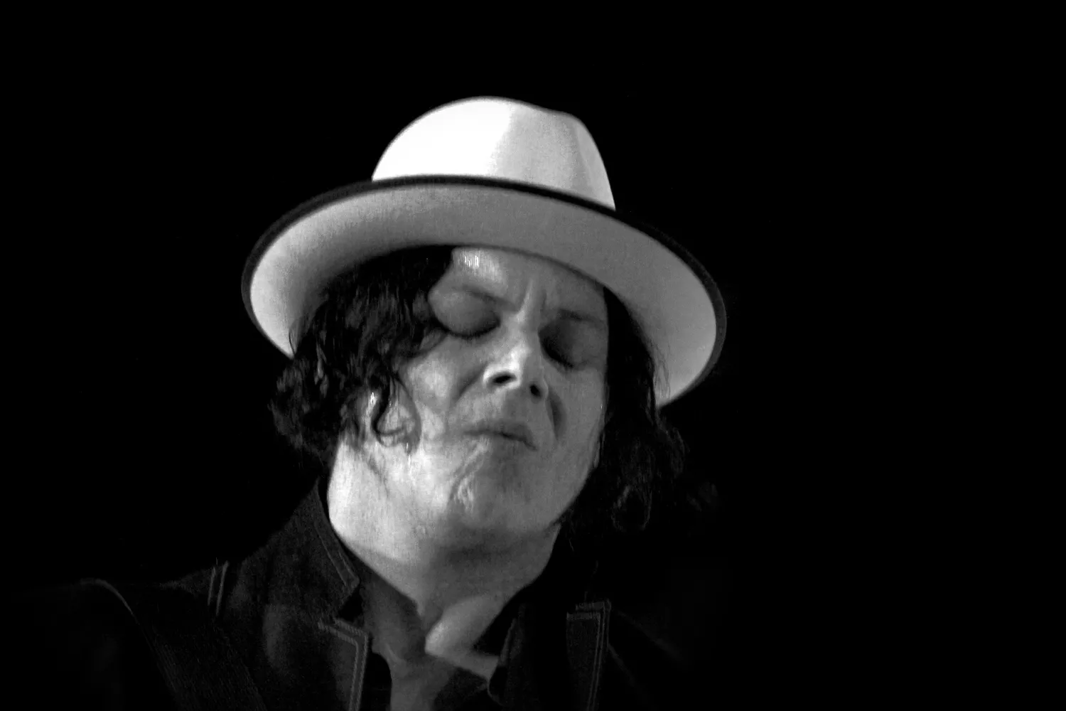 Jack White indtager Falconer Salen