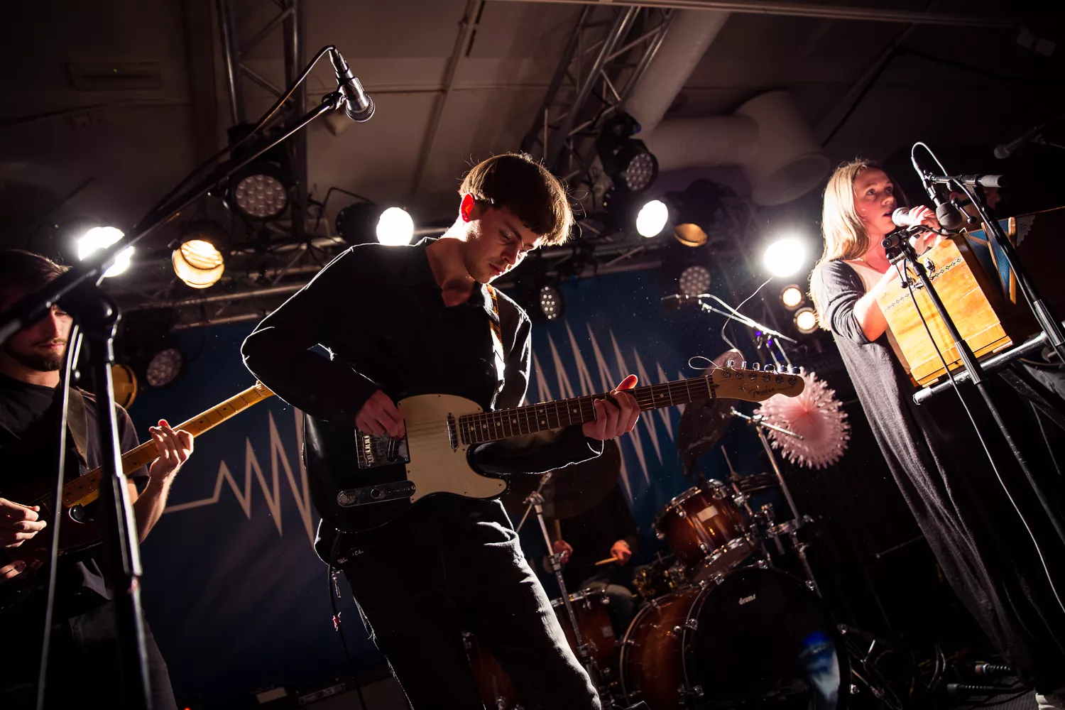 Østfrost: Søstrene Karlsen, Trondheim Calling