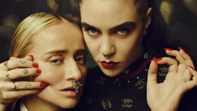 Silvana Imam och Beatrice Eli på scen tillsammans