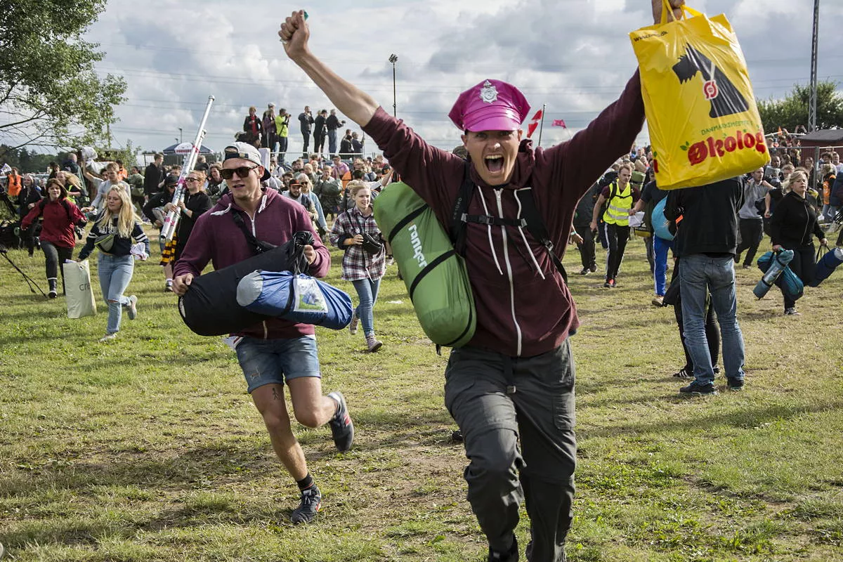 Stor billedserie: Roskilde-portene er åbnet – Camping West