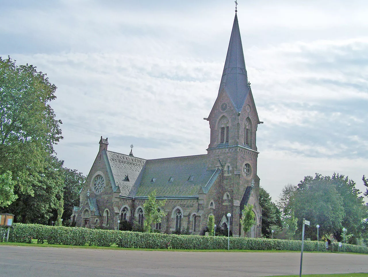 I den här kyrkan tacklas Satan med hårdrock