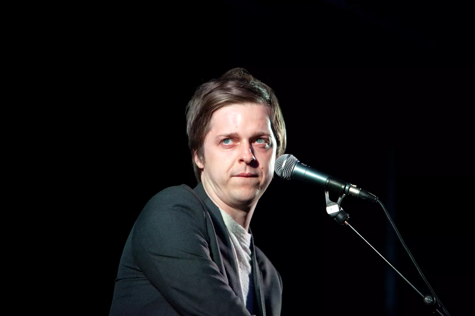 Teitur på intimturné