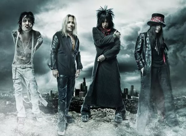 Mötley Crüe-sanger tror ikke på Guns N' Roses