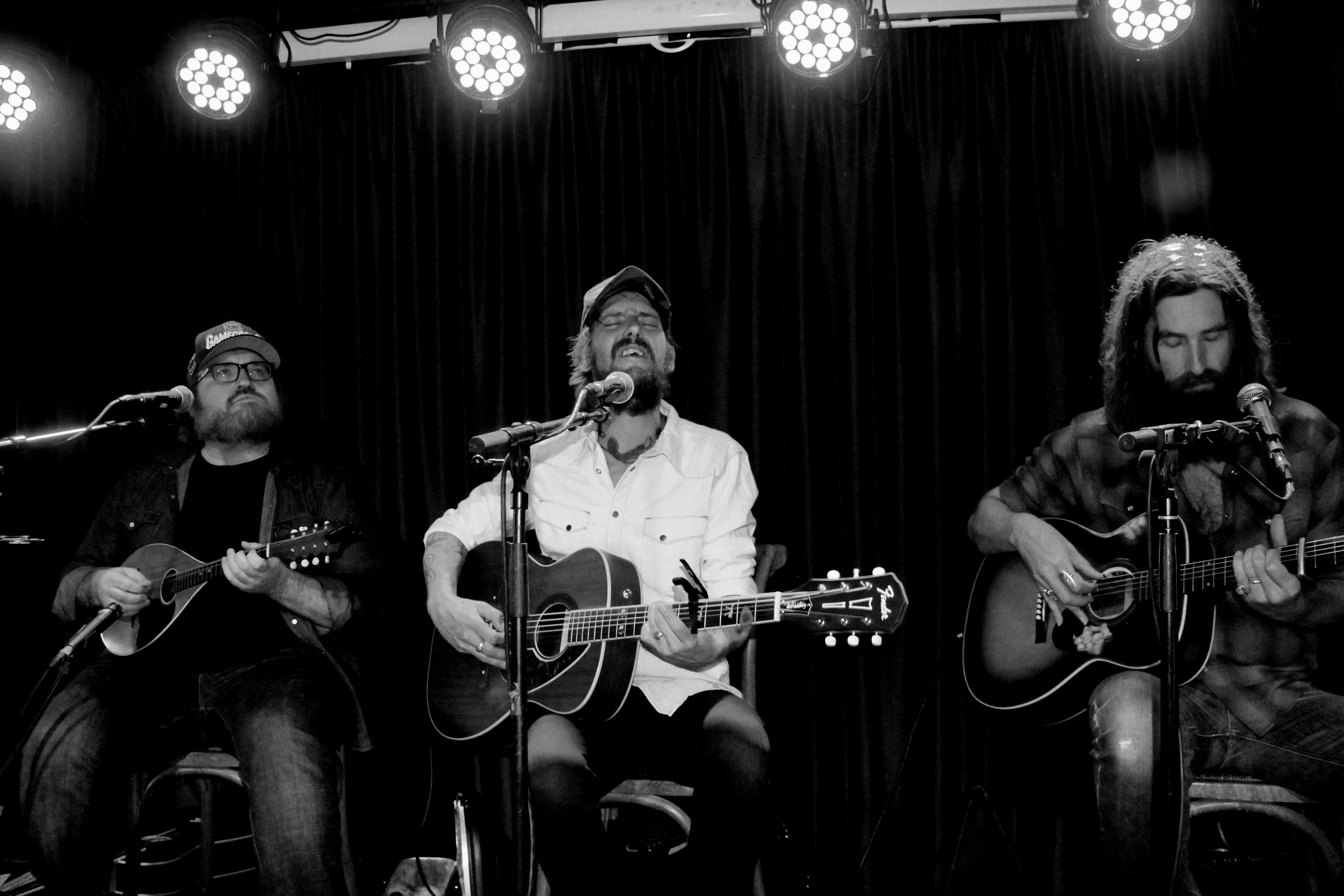 Se Band of Horses give et akustisk nummer i GAFFAs stand på Tinderbox