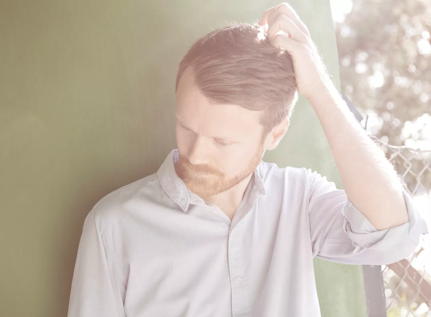 Videopremiere: Dylan Mondegreen - Every Flashlight Might Blind You