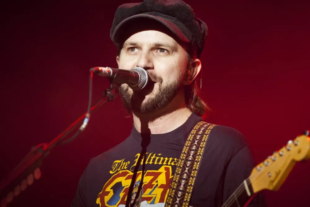 Tim Christensen spiller Depeche Mode-cover