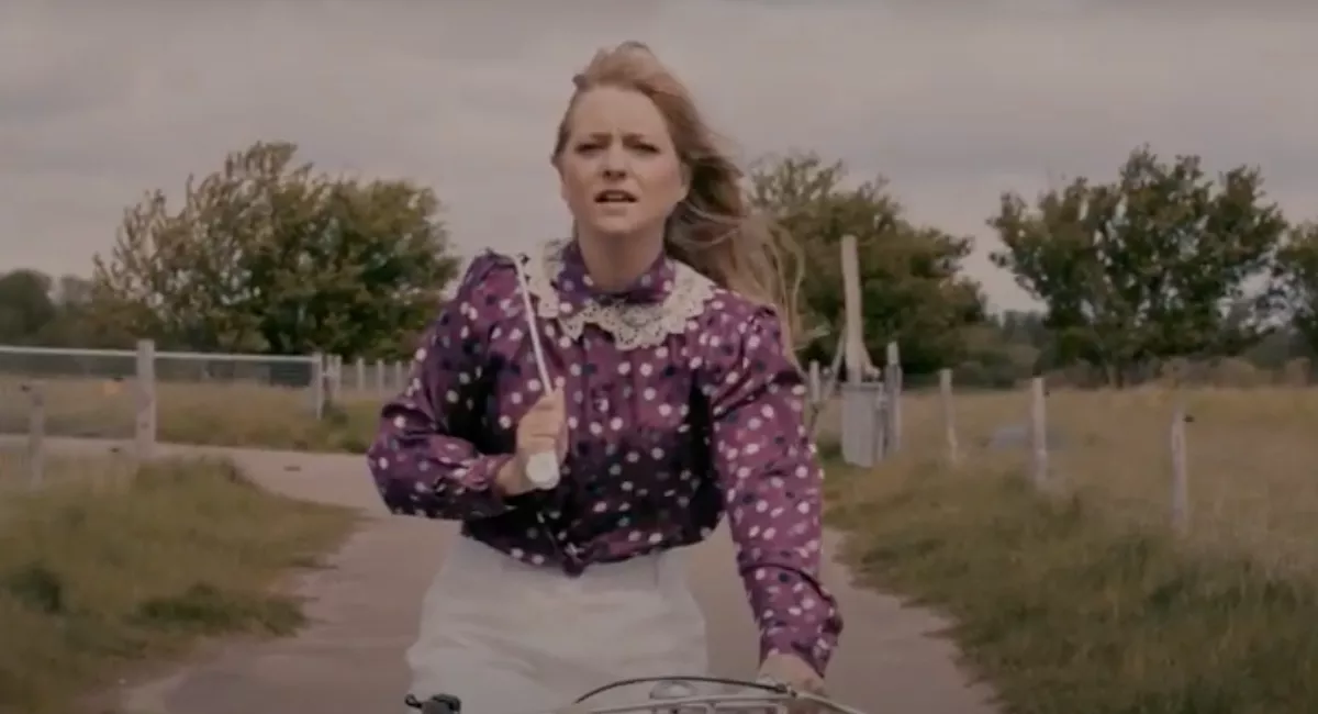 VIDEOPREMIERE: Sys Bjerre på skovtur i "Ladies Night"