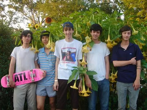 Deerhunter – Nu uden kjoler og teaterblod