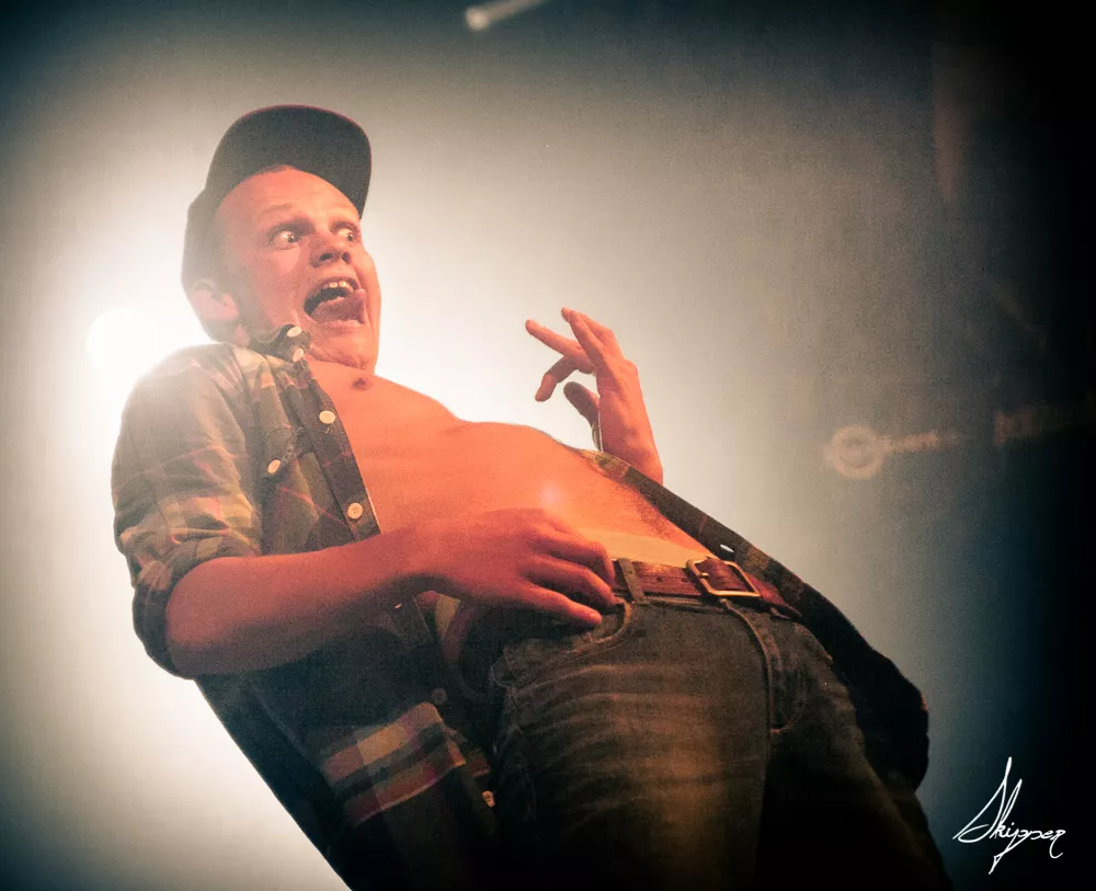 Reportage: DM i Luftguitar