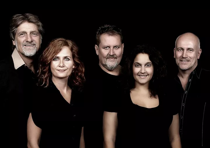 Kendte danske kunstnere danner nyt band