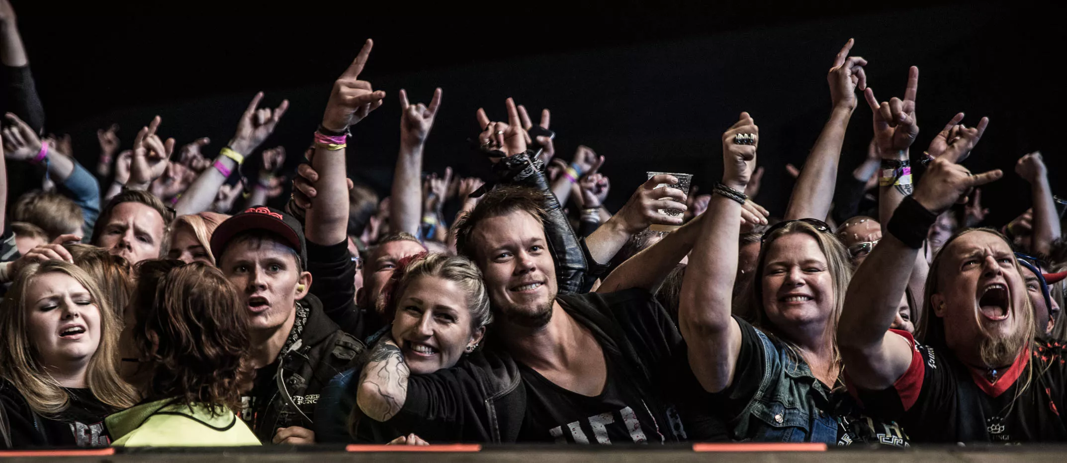 Tungt metalpaket till svenska arenor