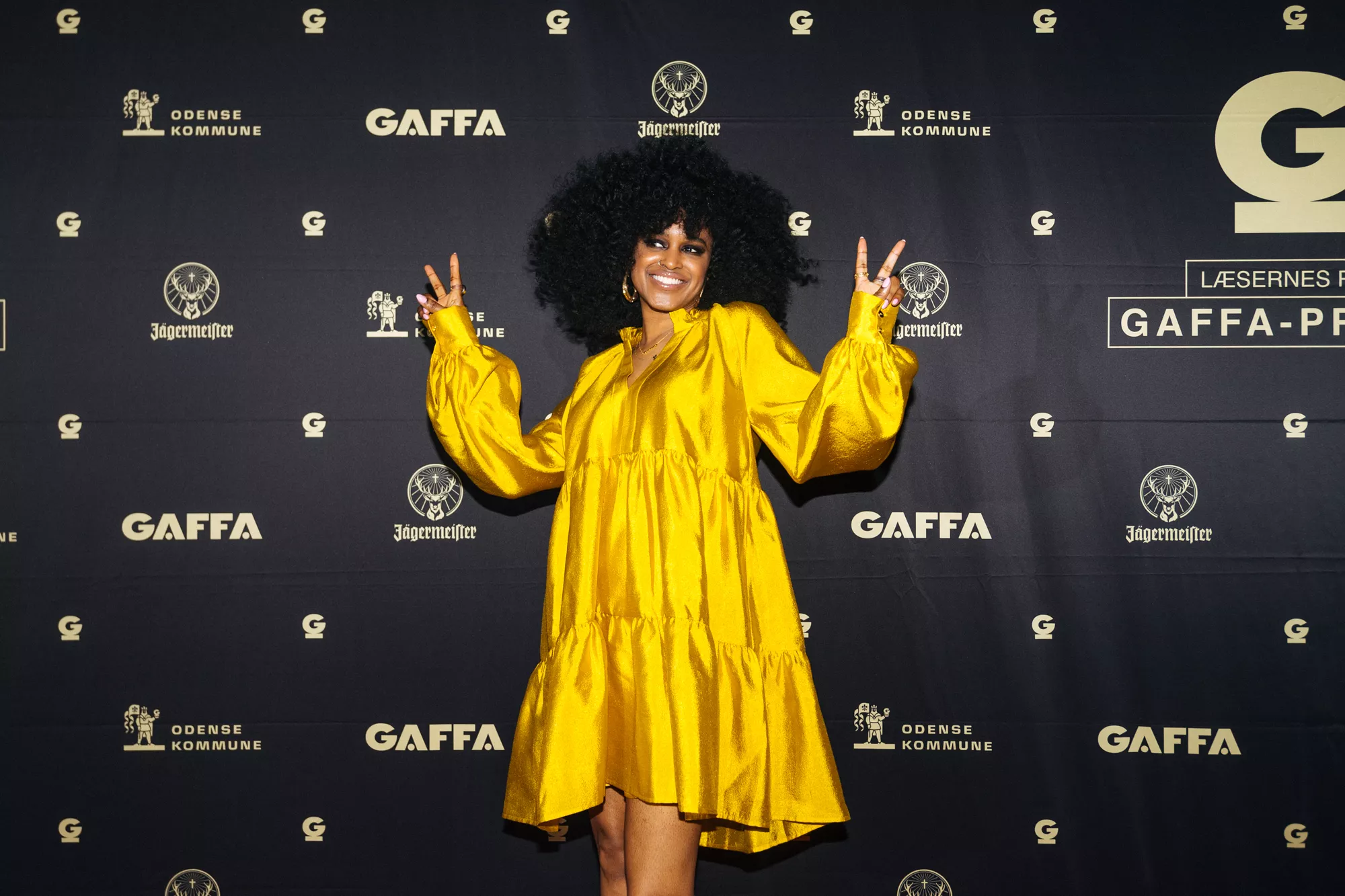 JULEKALENDER-LÅGE 21: Hør årets bedste sang ifølge Iris Gold