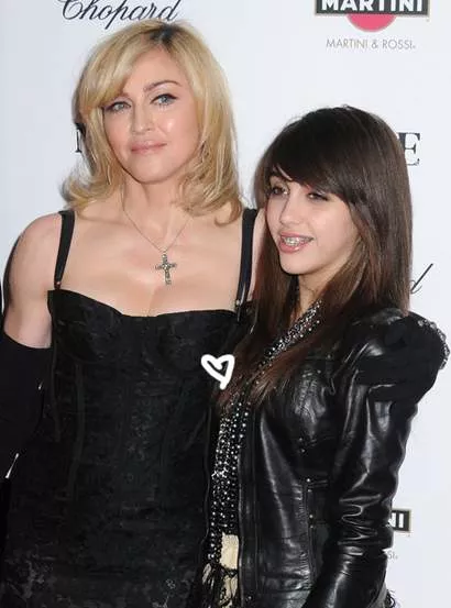 Madonna giver filmrolle til datter