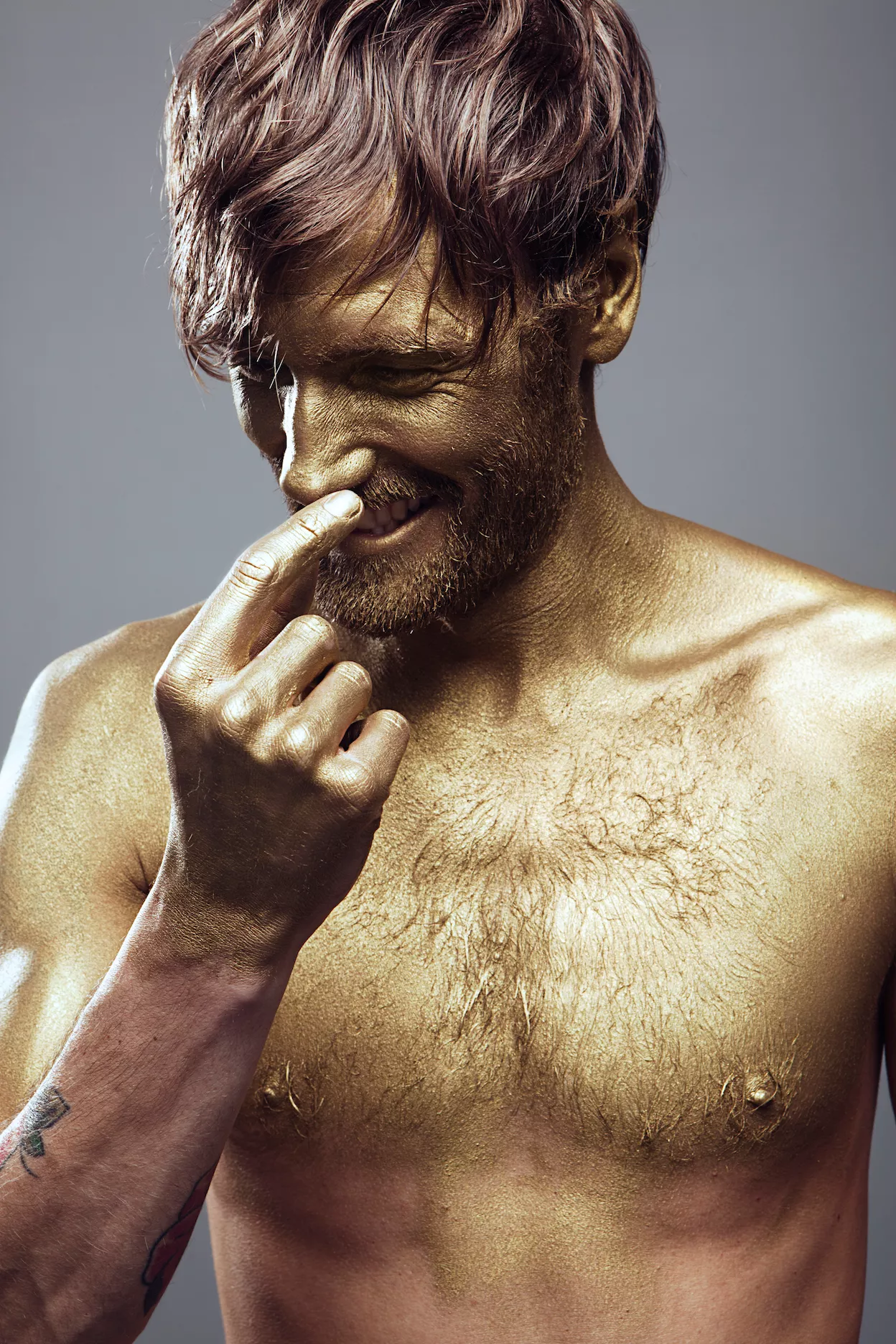 Guldgossens cancer-låt gör succé