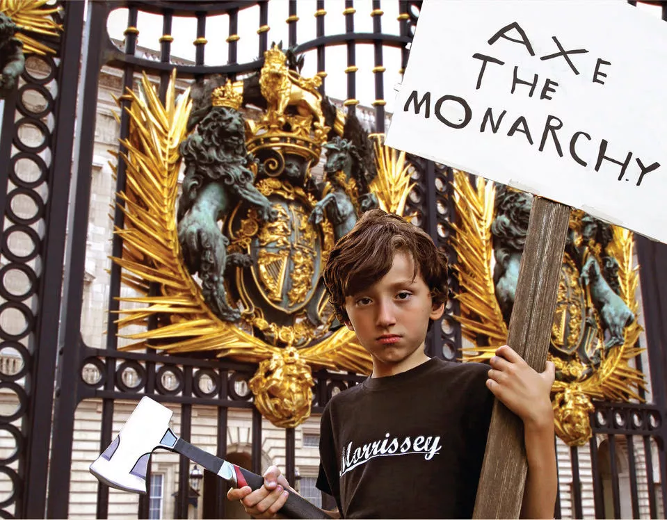 LYT: Morrissey opfordrer til at blive liggende i sengen på ny single