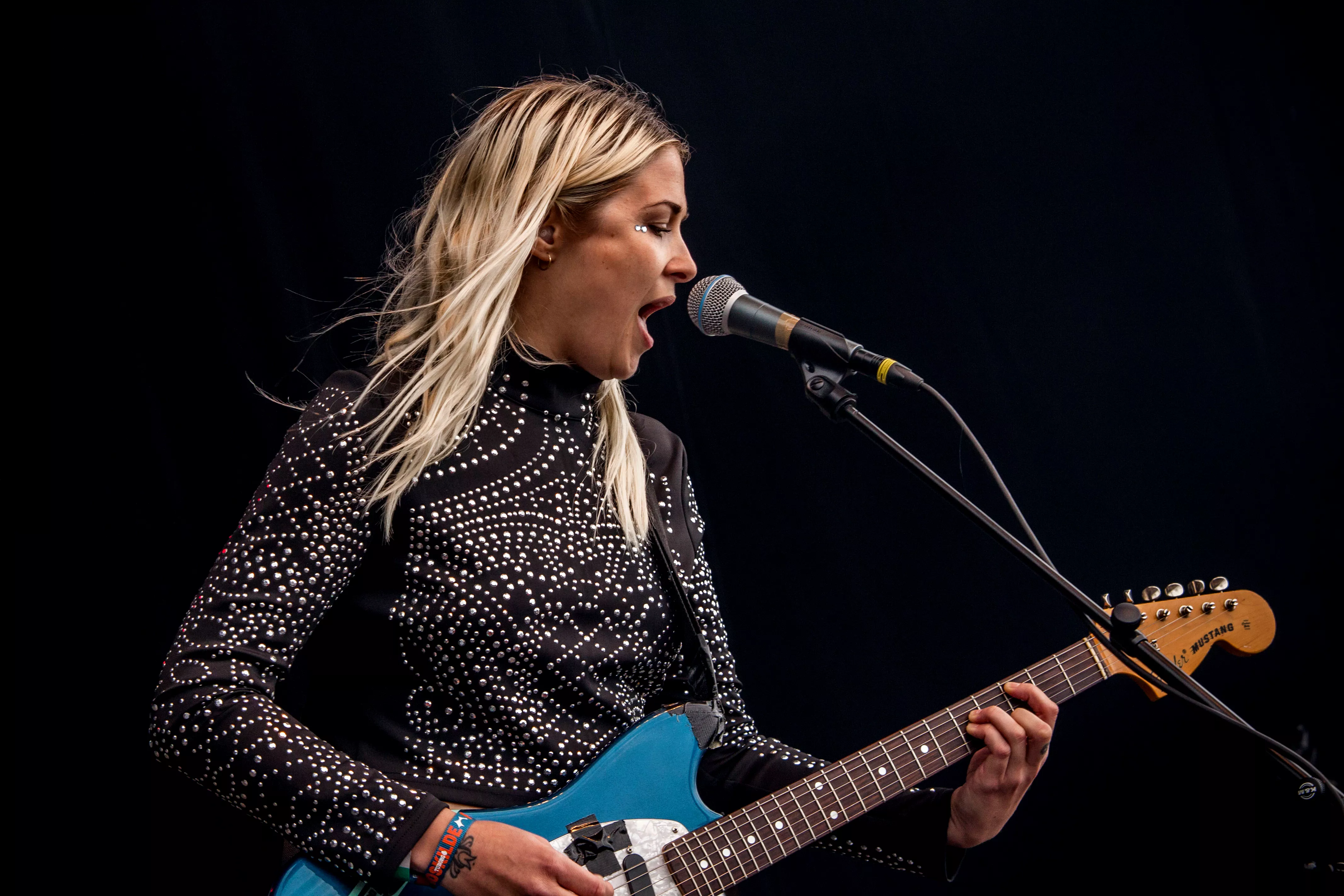 Elektriska vaggvisor för en snarkande demon