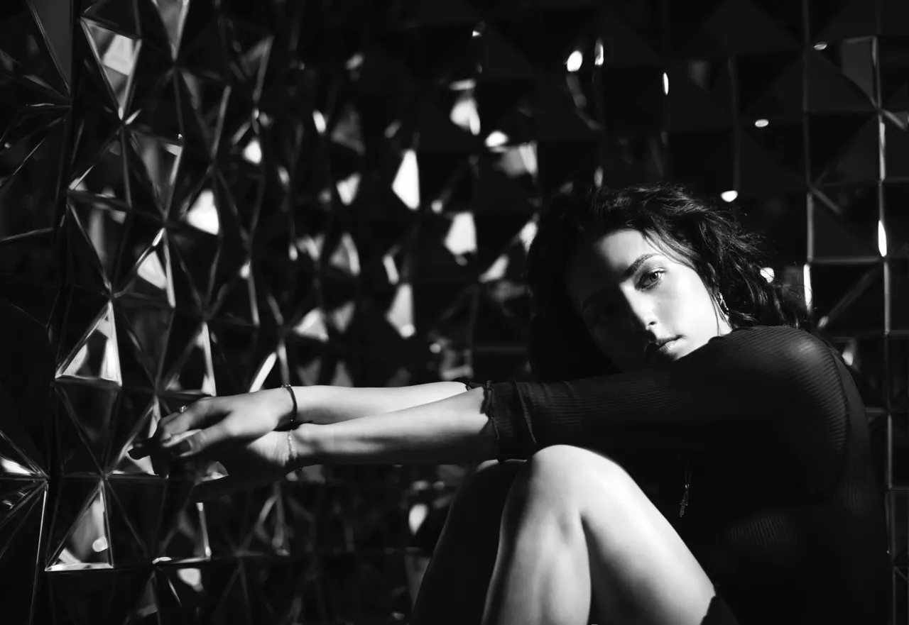 Nayah klar med ny single og danske koncerter