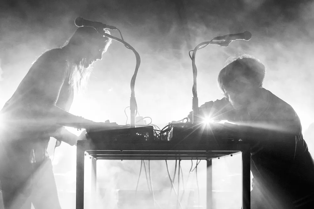 Icona Pop: Popadelica, Teaterladan, Huskvarna