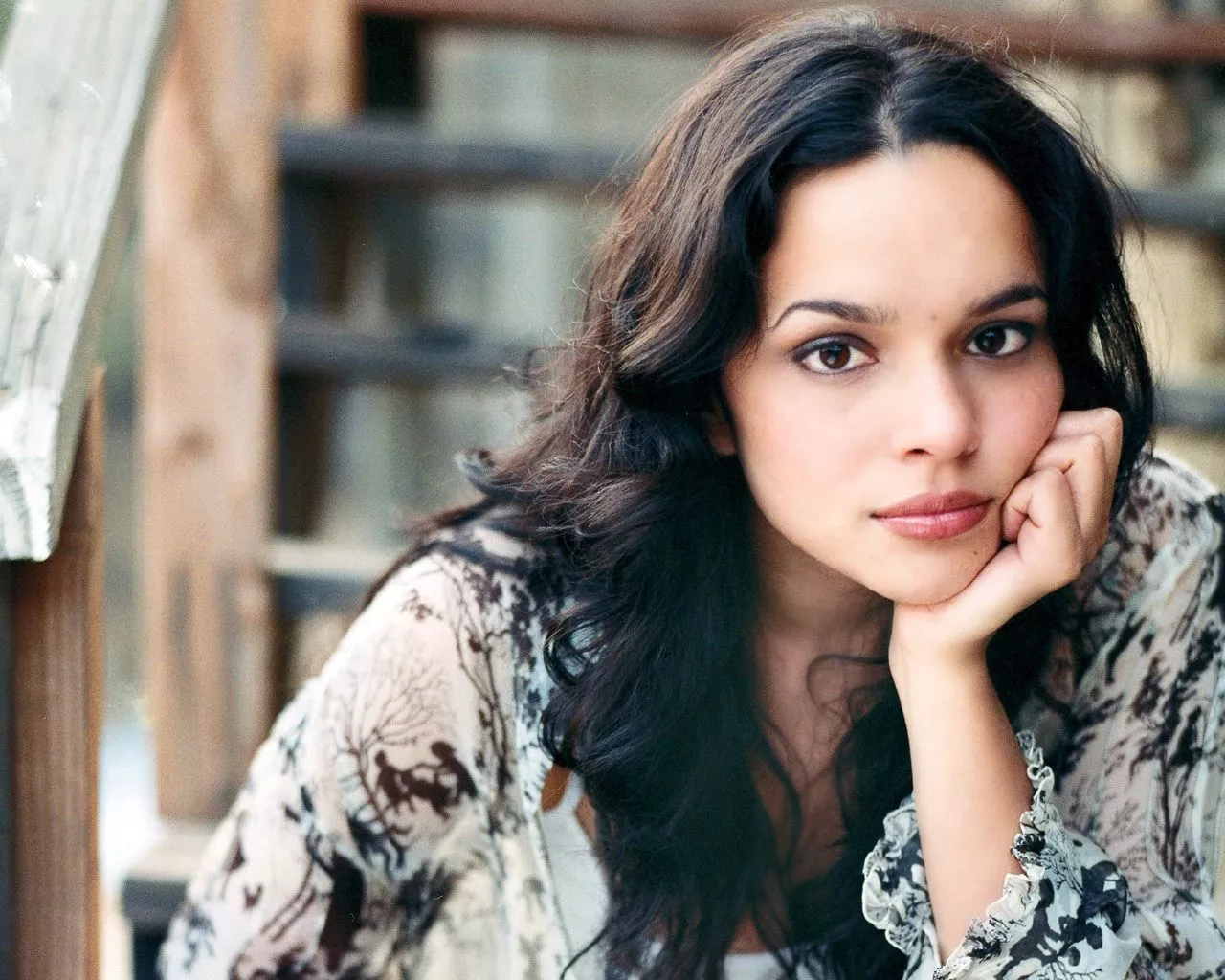 Norah Jones: ...featuring Norah Jones