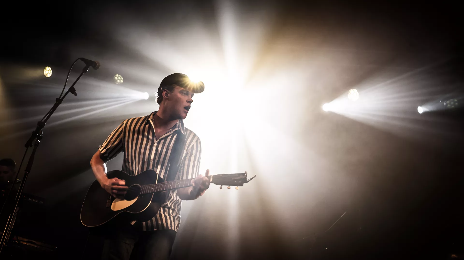 Fuldendt fan-forestilling fra den hjemvendte søn