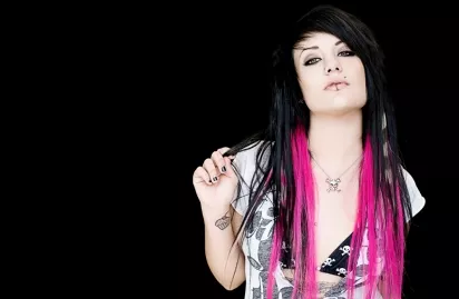 Celina Ree tager på turné