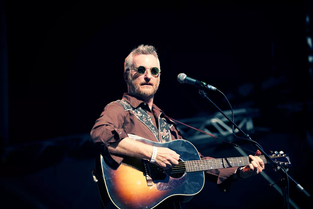 Gainesville är tillbaka – första artisten släppt