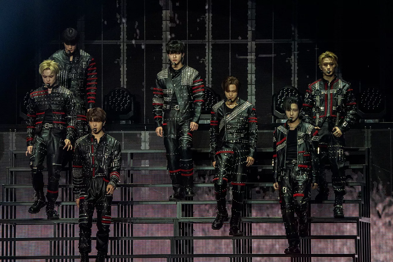 Højenergisk tempo i en næsten perfekt K-pop-koncert