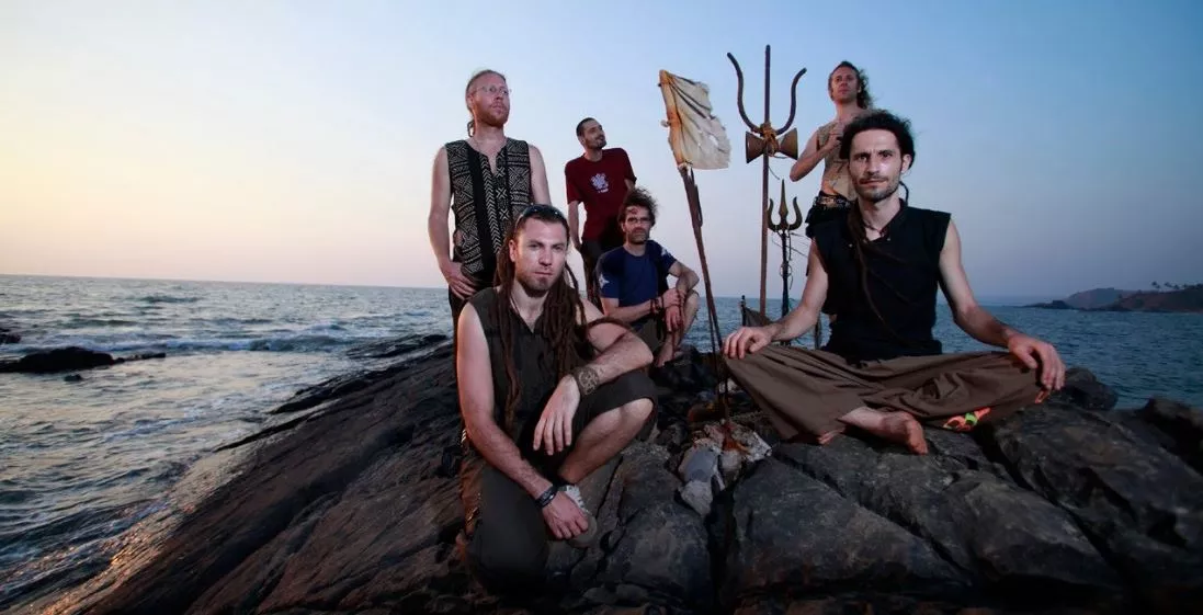 Poolen blev flydende i sanskrit