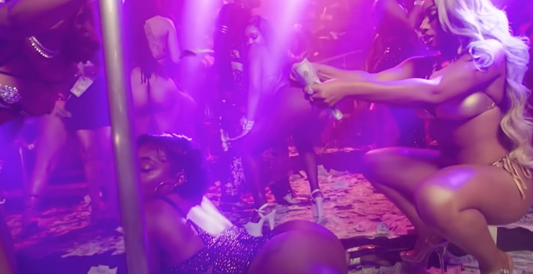 VIDEO: Kom med Megan Thee Stallion og Lil Durk på stripklub