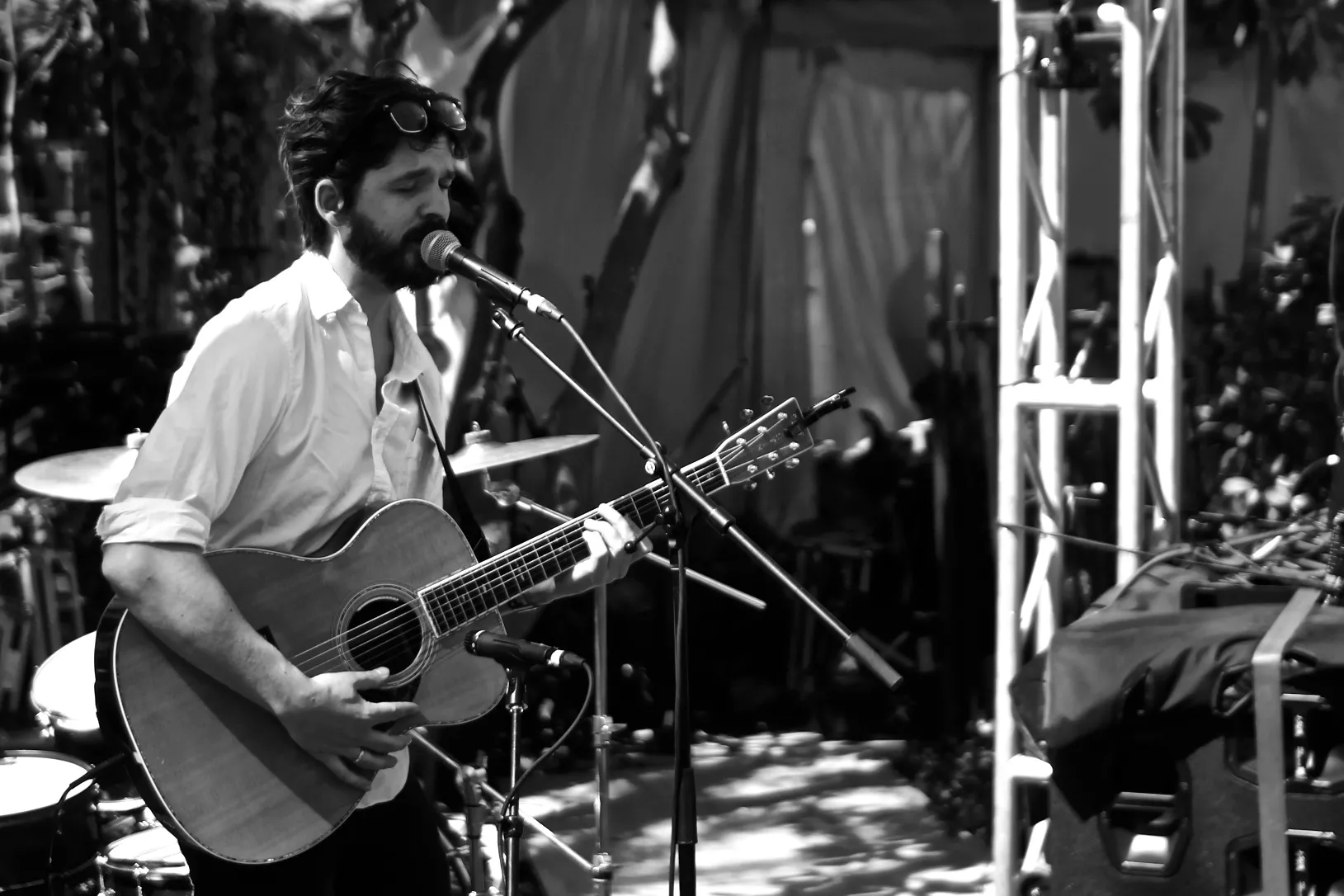 Hør Thomas Dybdahls nye single fra stjerneproduceret album