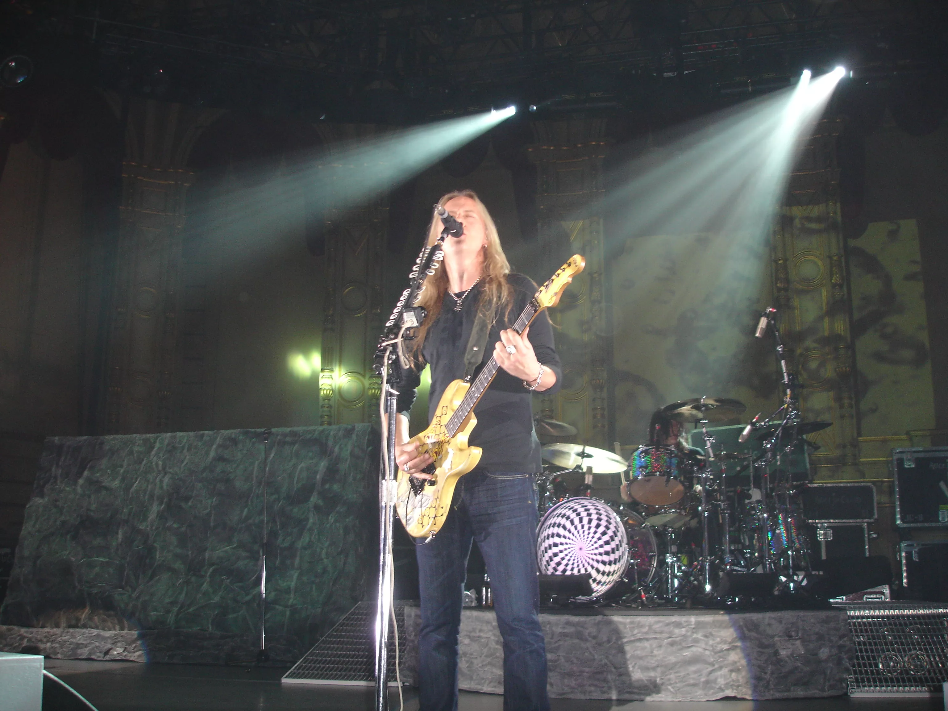 Alice In Chains barsler med nyt album