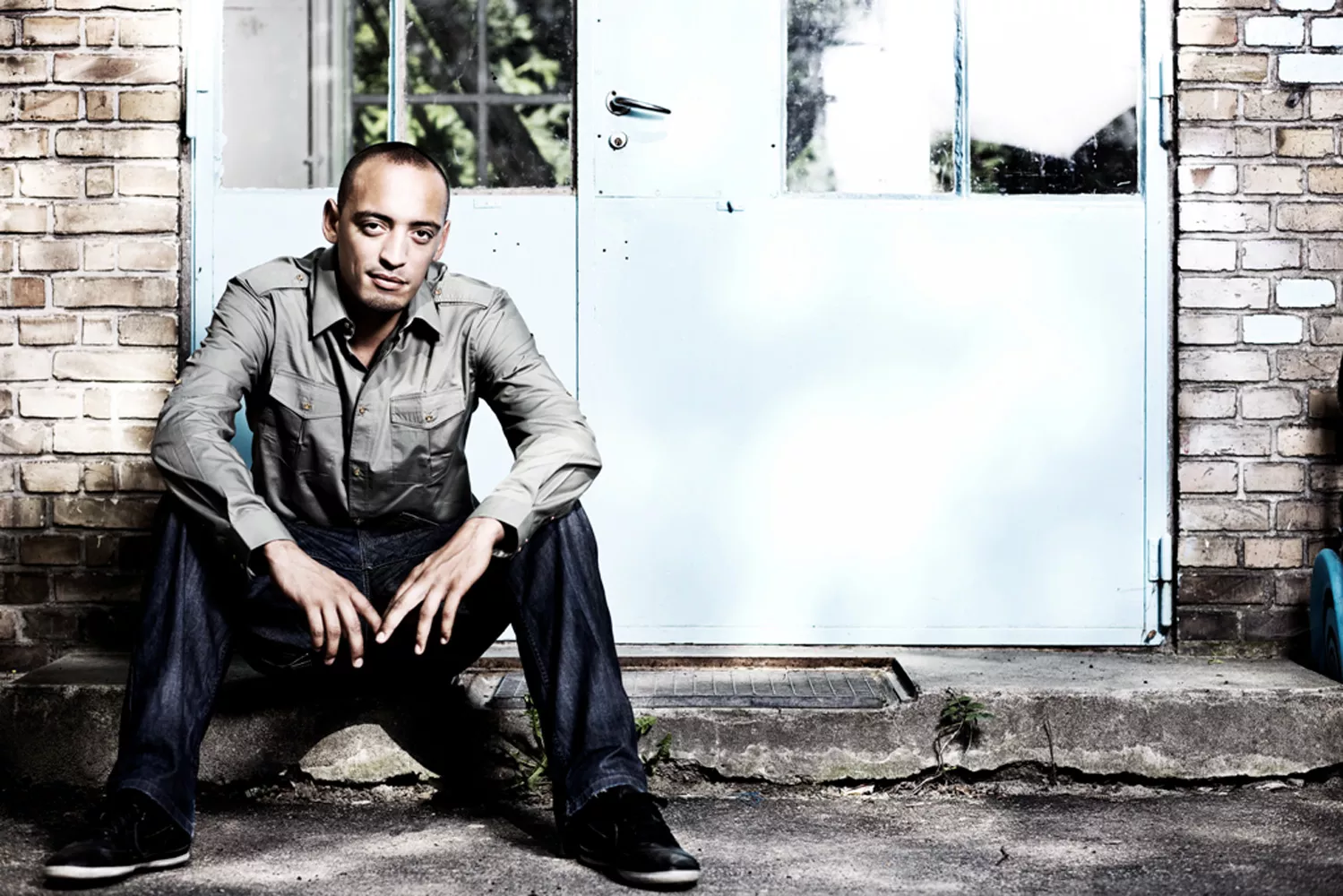 Wafande – Giv ham et smil, en mikrofon og et mandat