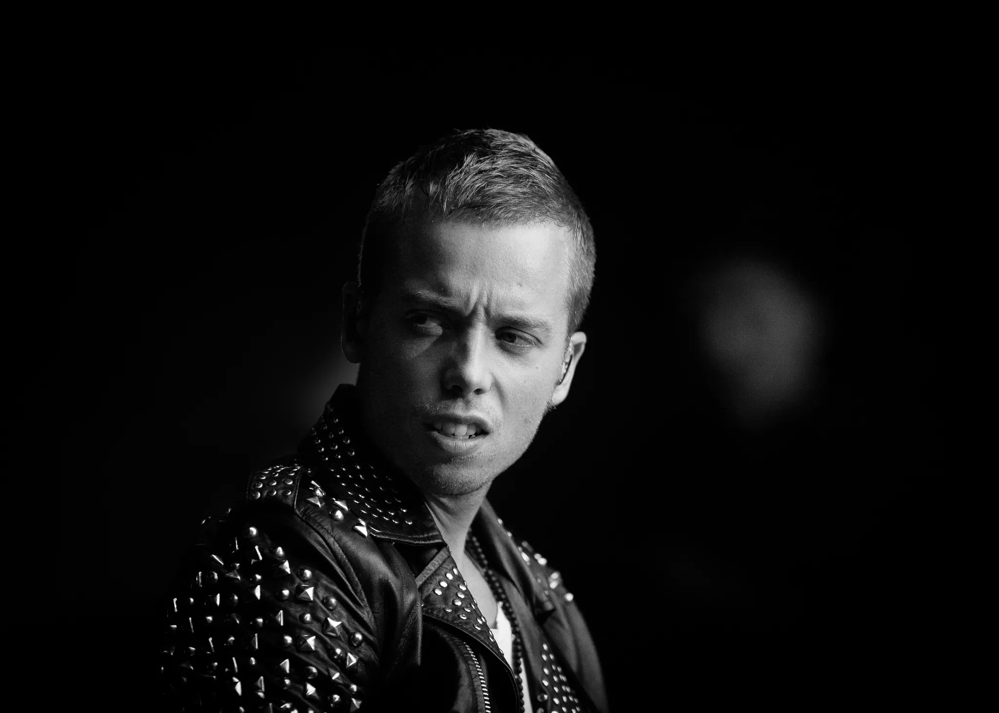 Mads Langer bliver dybt personlig på kommende plade