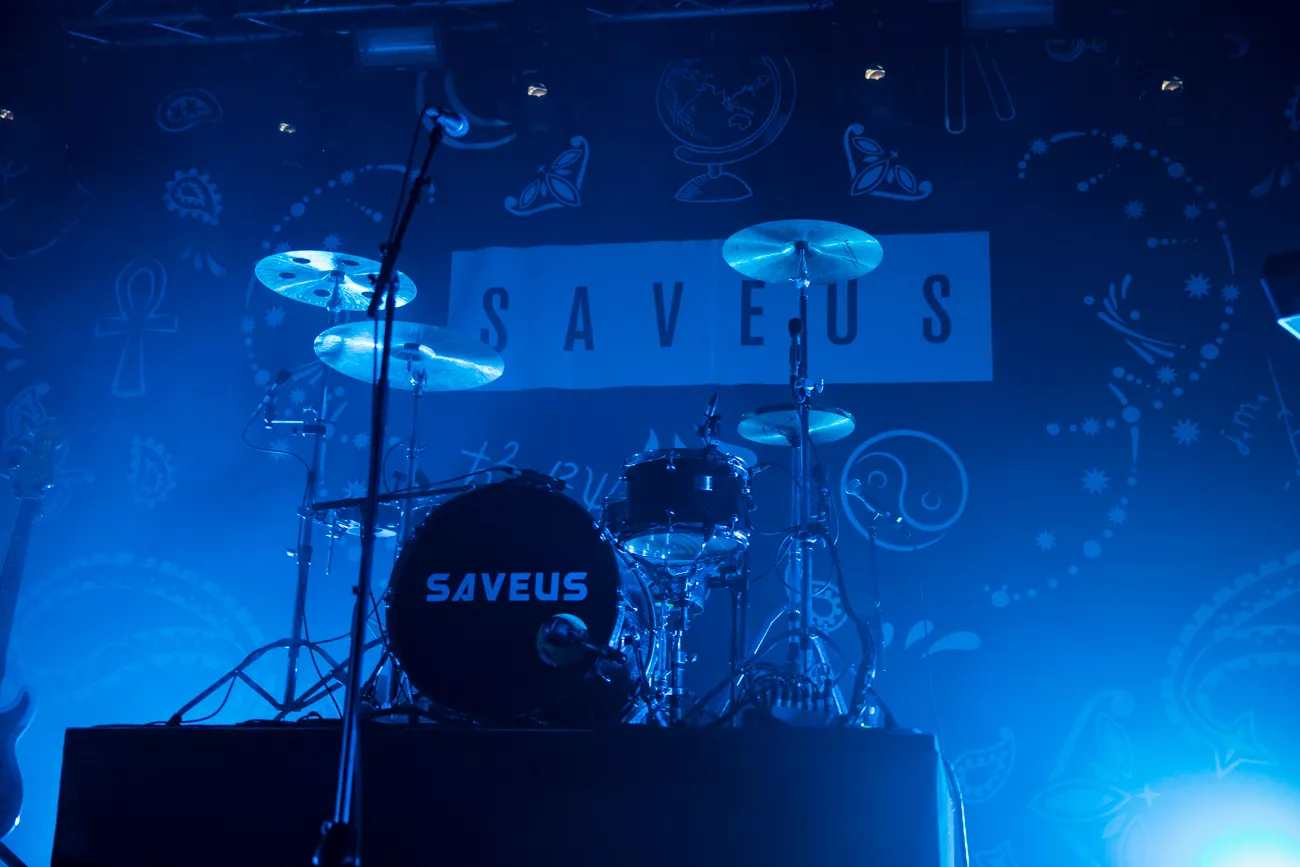 Sandhedsjagt og Sci-Fi Soul: Er Saveus blevet hacket?