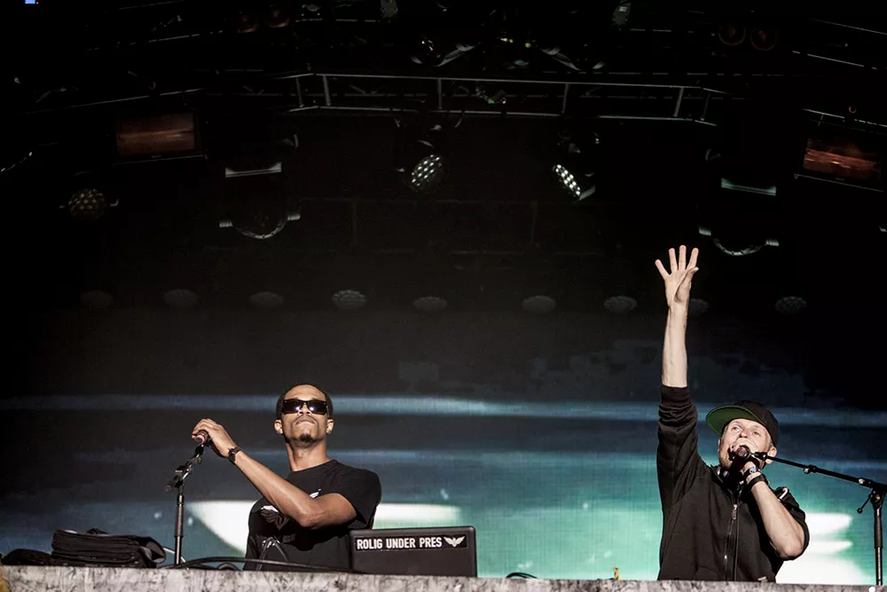 DJ Static Rolig Under Pres All Stars: Bøgescenerne, Smukfest