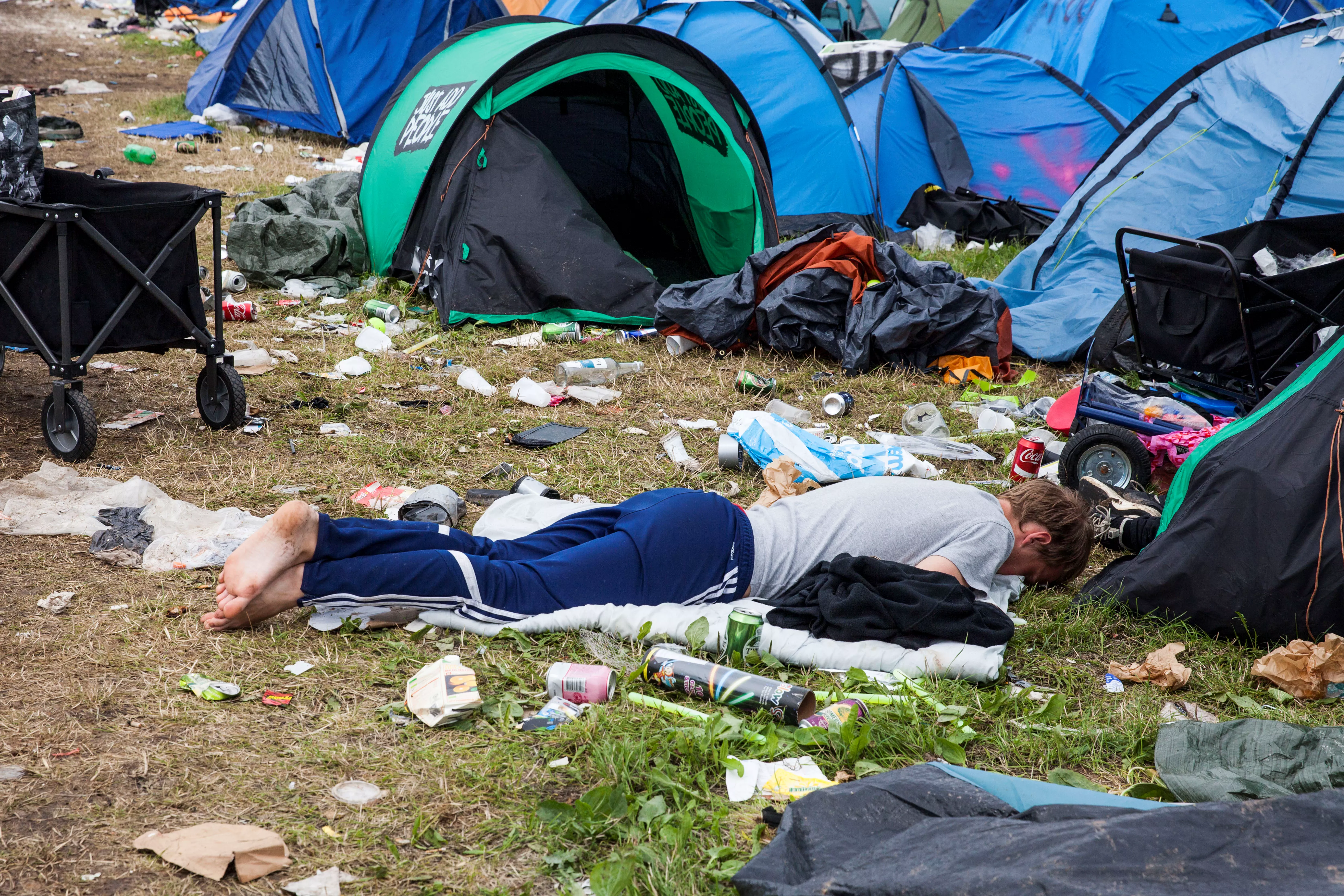 Stor fotoserie: Roskilde Festival i billeder – i sol og regn