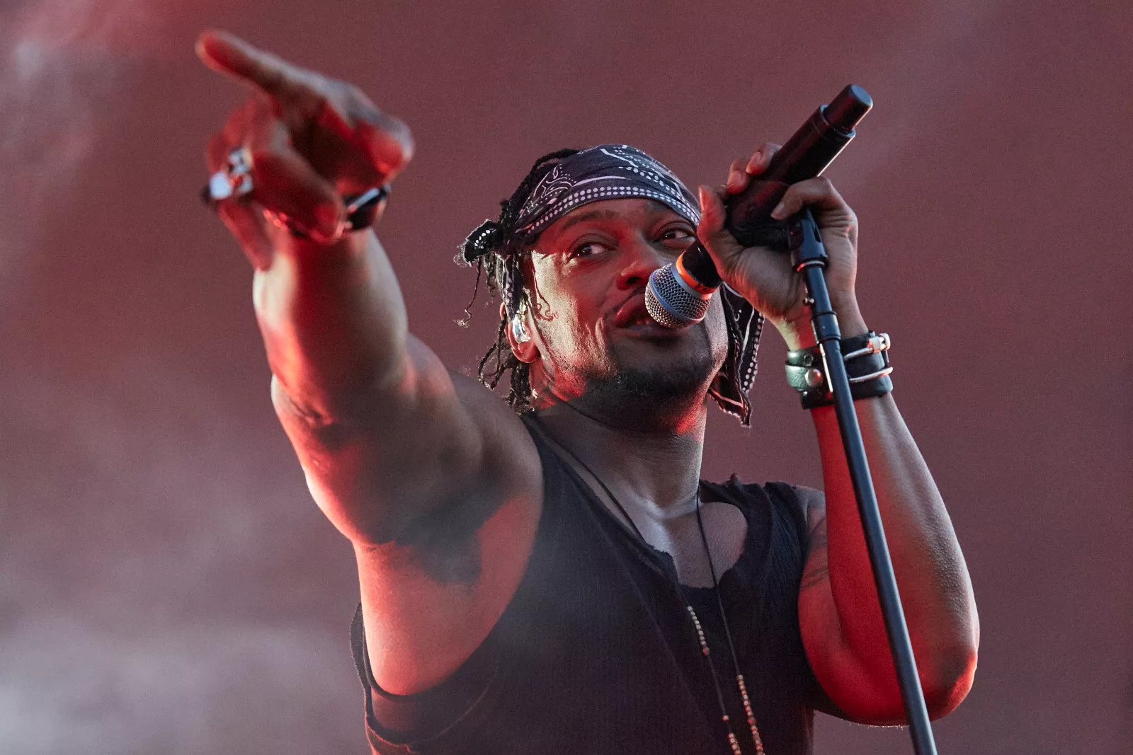 Sexdryppende soulstjerne til Danmark